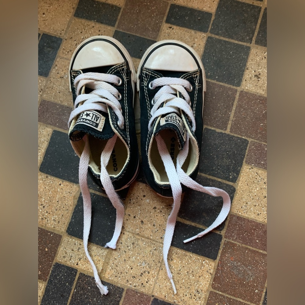 Converse boys toddler shoes size 6